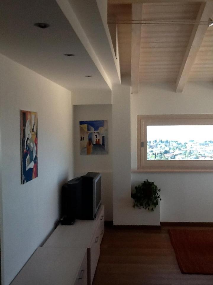 Villa Susina Casa Vacanze Тосколано Мадерно Екстериор снимка