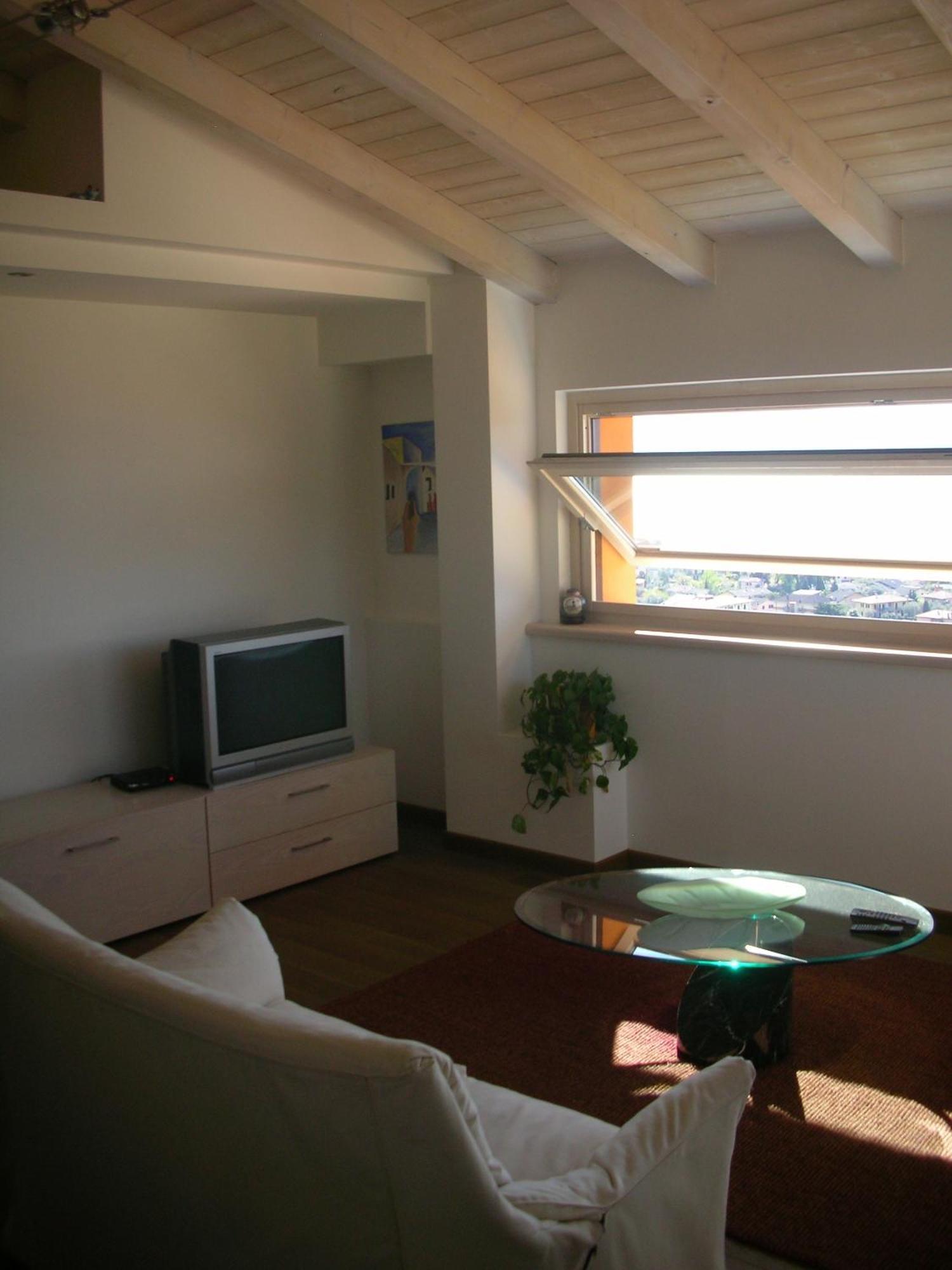 Villa Susina Casa Vacanze Тосколано Мадерно Екстериор снимка