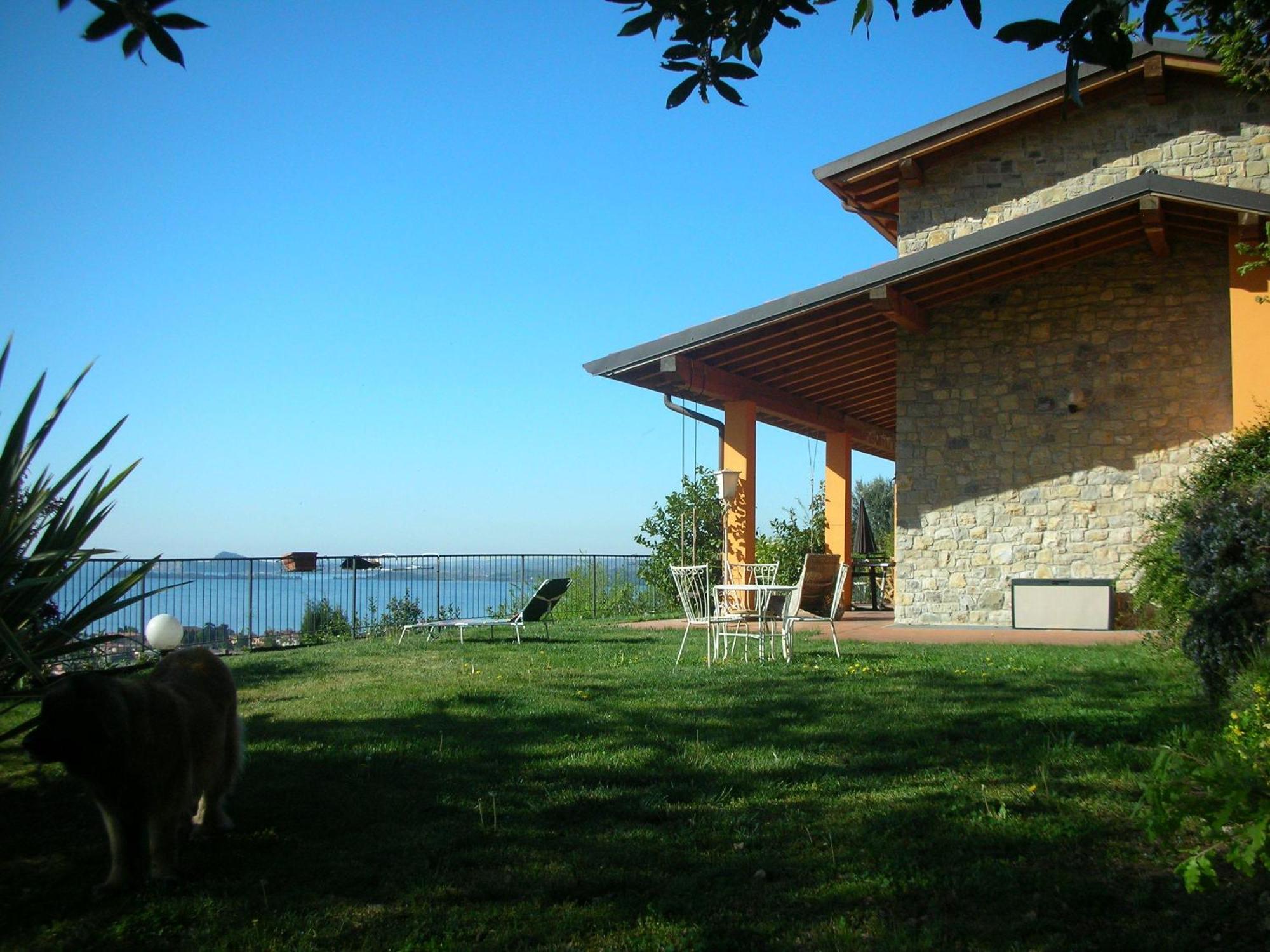 Villa Susina Casa Vacanze Тосколано Мадерно Екстериор снимка